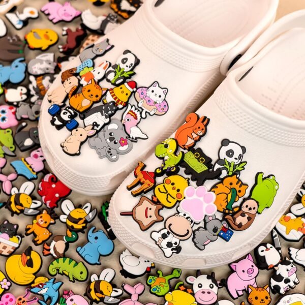 crocs charm manufacturer